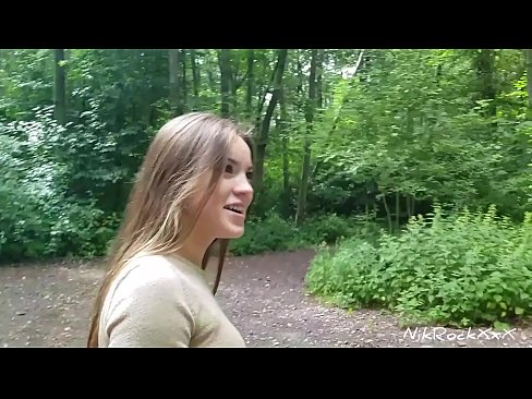❤️ Navrhl jsem Evelíně, abychom si to rozdali na veřejném místě! Řekla ano. Pak jsem ji ošukal do zadku a udělal se jí do pusy. Pak se vyčůrala. ❤❌ Ruské porno u cs.hdporn24.ru